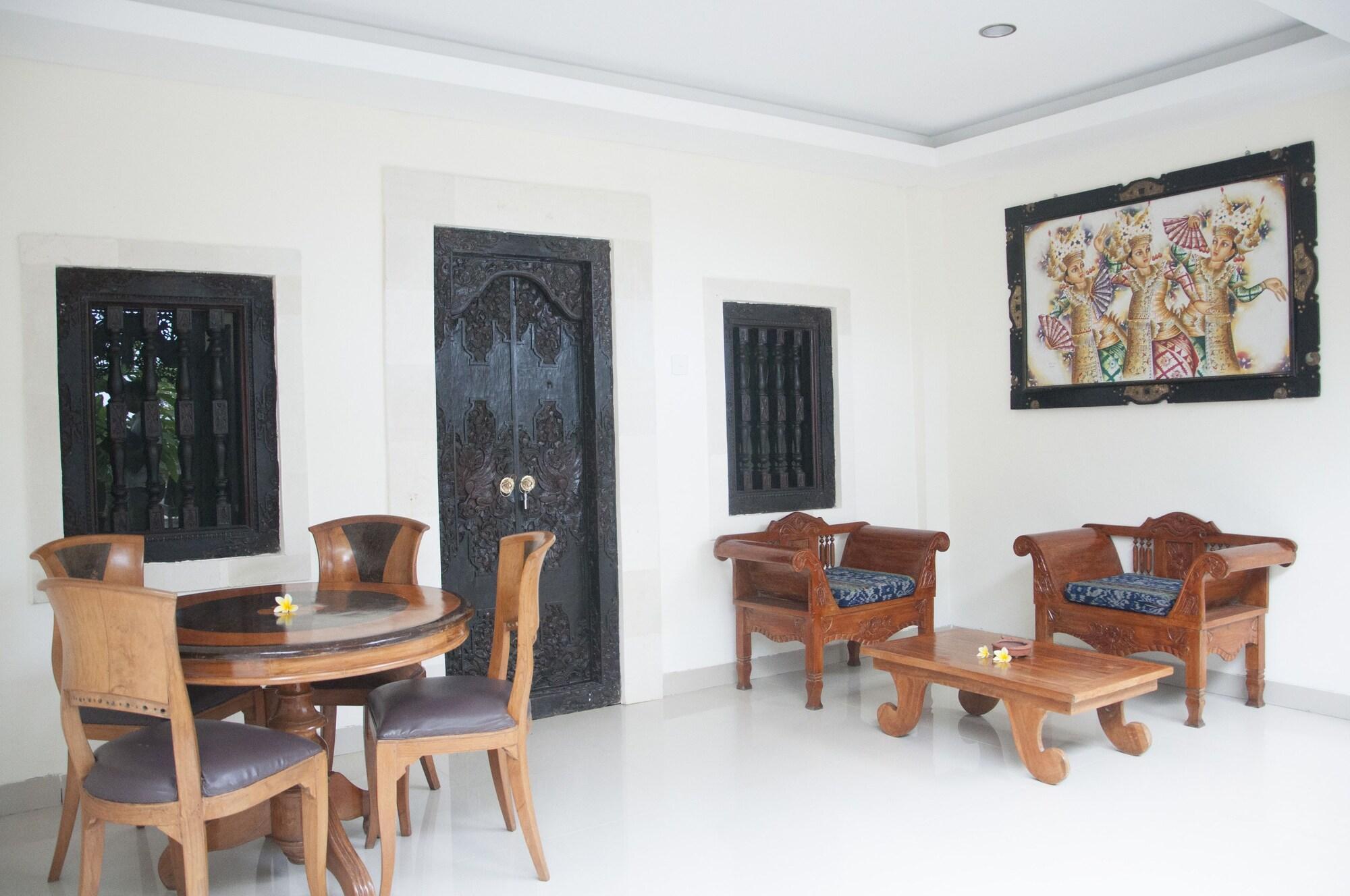 Puri Saron Senggigi Hotel Luaran gambar