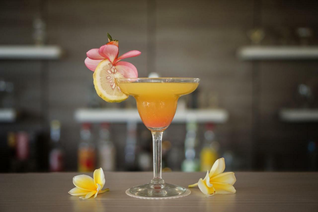 Puri Saron Senggigi Hotel Luaran gambar